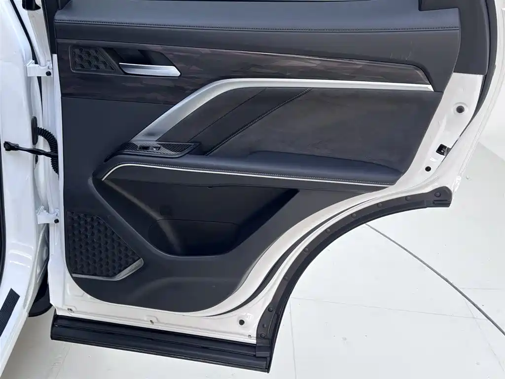 Haval H6 2023 — фото 22