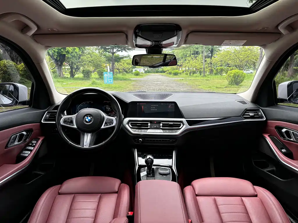 BMW 3 Series 2021