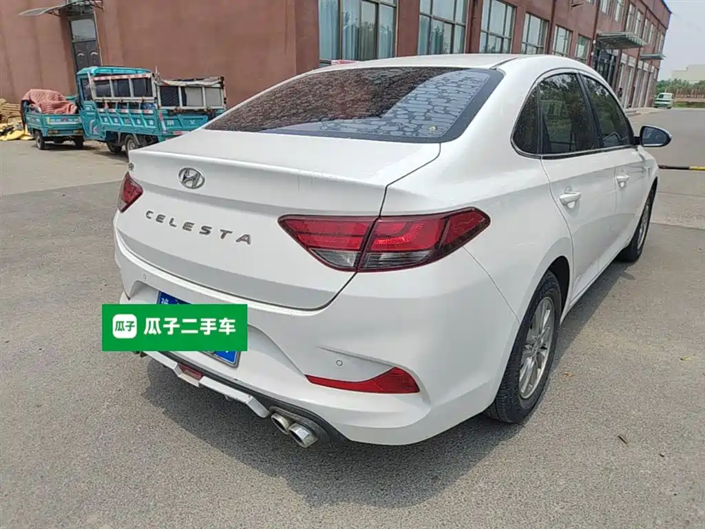 Hyundai Elantra 2019 — фото 7