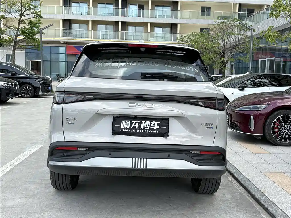BYD Seal 05 DM-i 2025 — фото 8