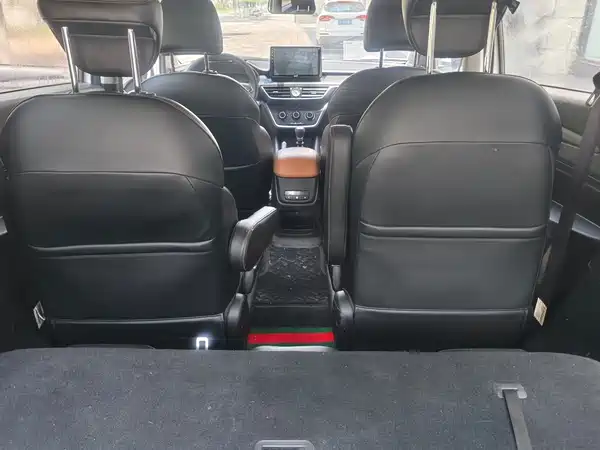 Wuling Hongguang S3 2018