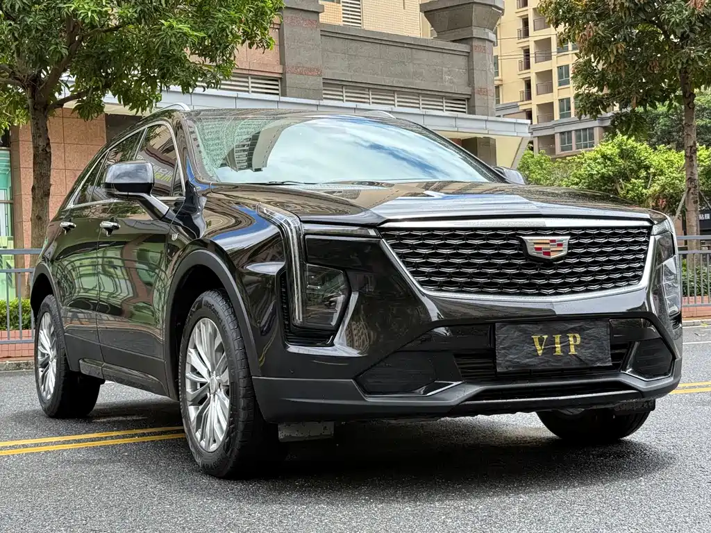 Cadillac XT4 2024 — фото 3