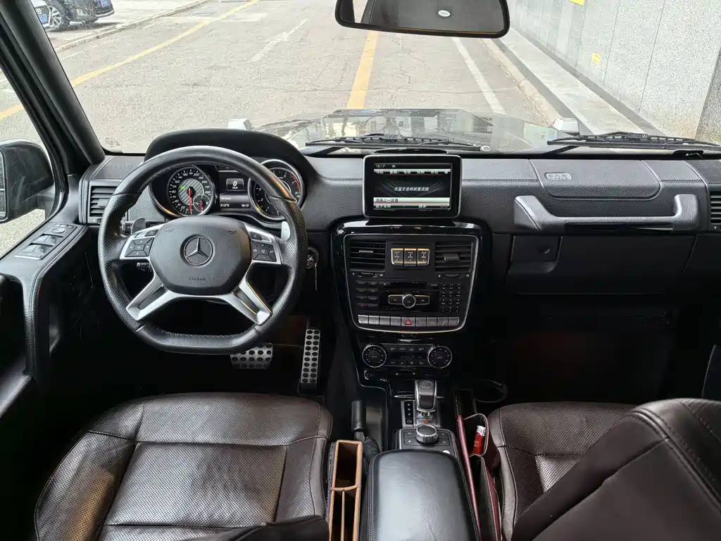 Mercedes-Benz G-Class AMG 2016 — фото 9