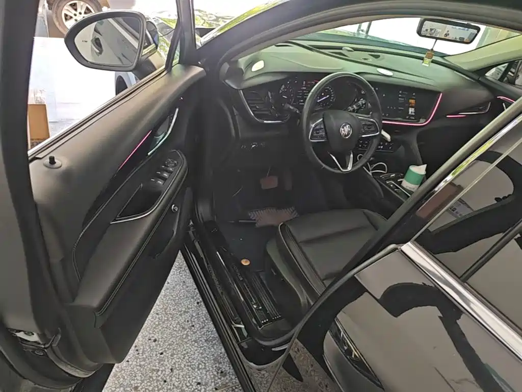 Buick Envision Plus 2023 — фото 16