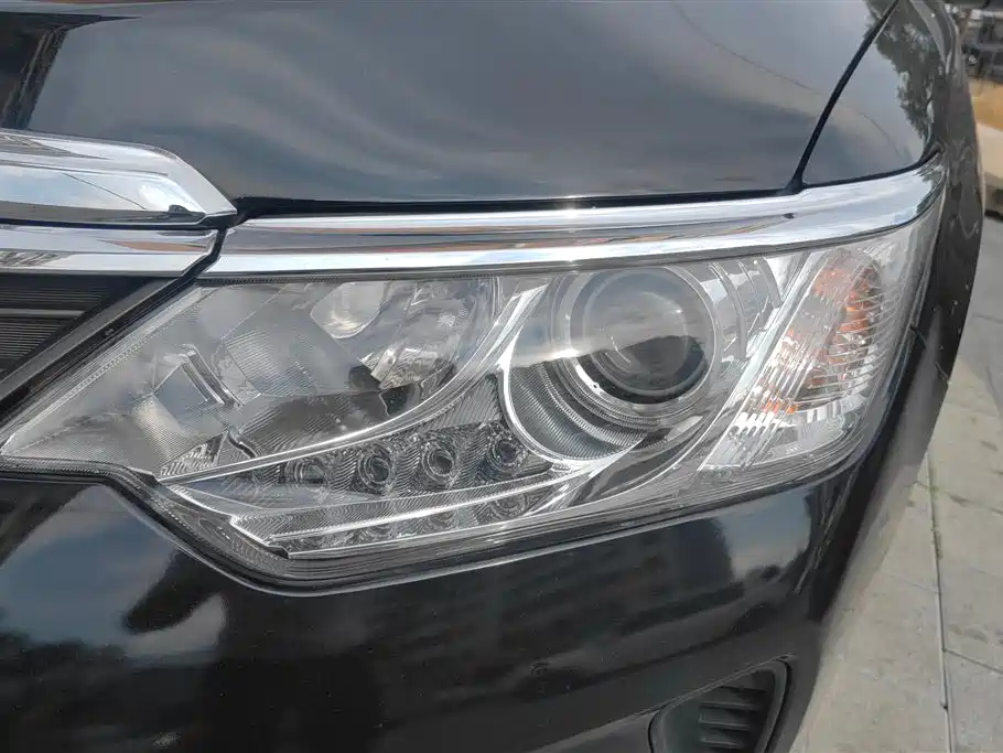 Toyota Camry 2015