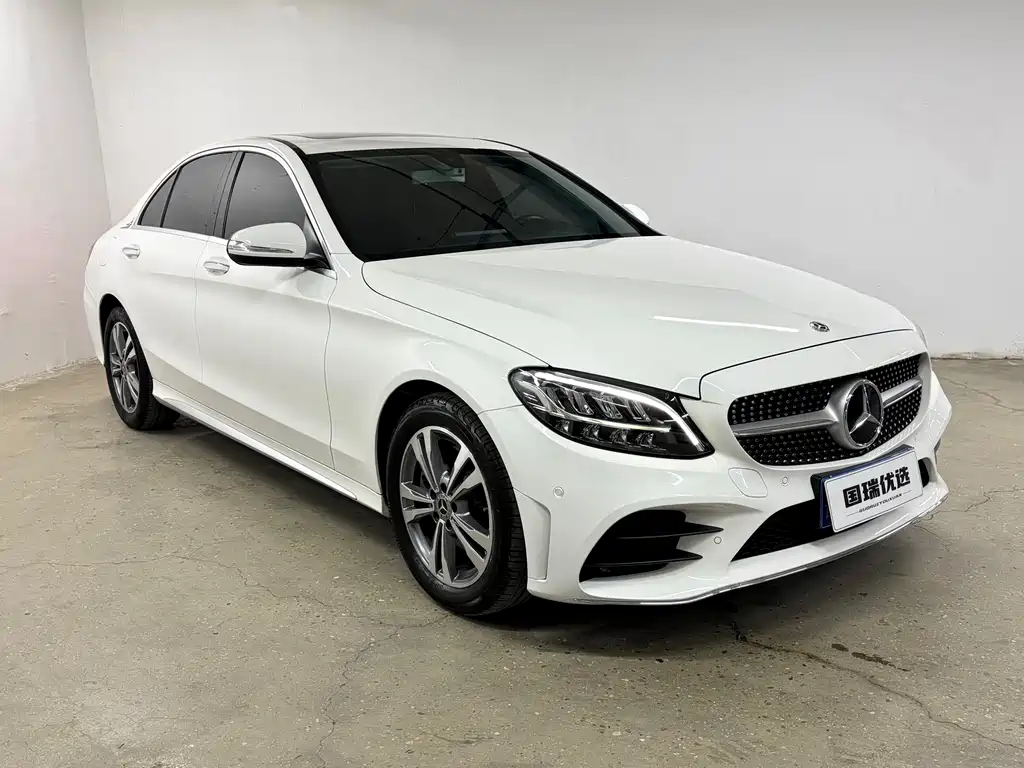 Mercedes-Benz C-Class 2020