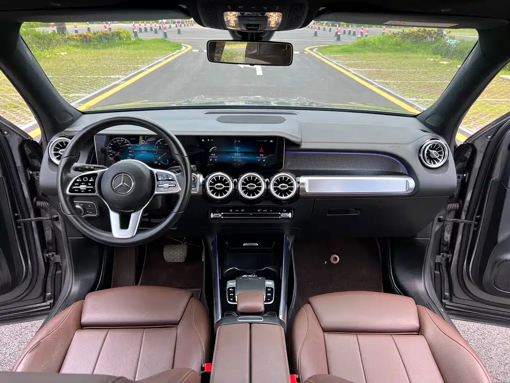 Mercedes-Benz GLB 2020