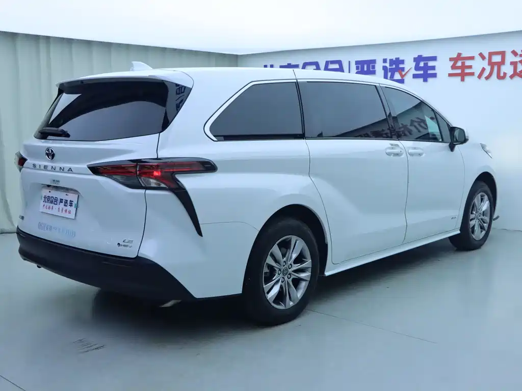 Toyota Sienna 2025 — фото 29