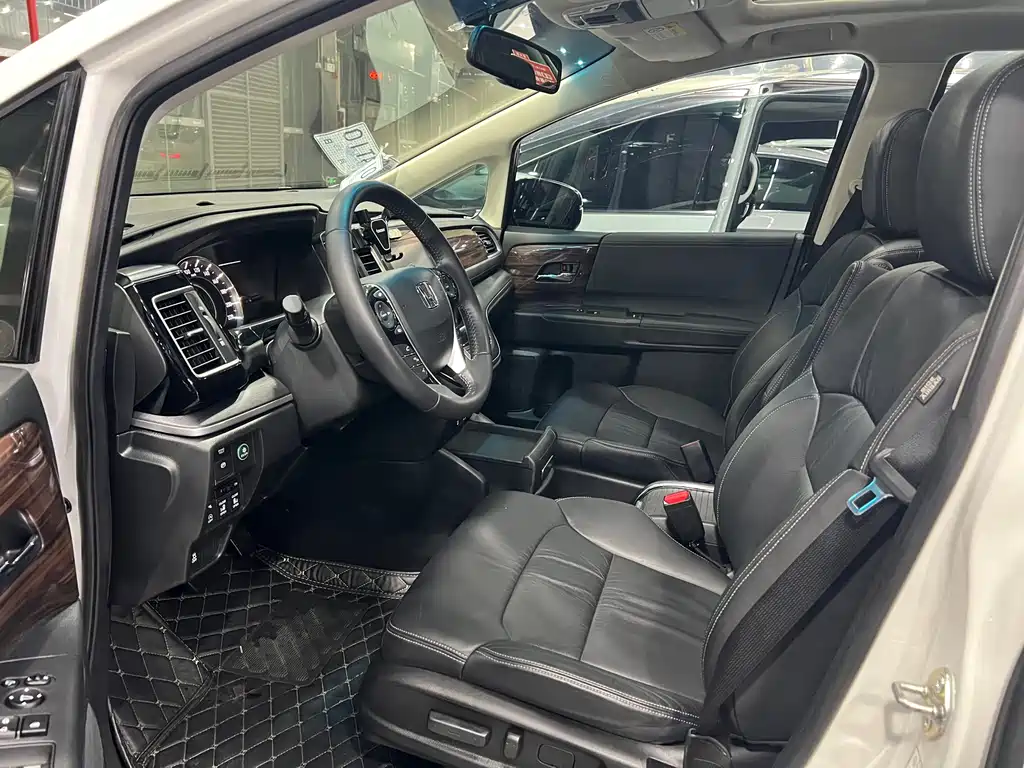 Honda Elysion 2018