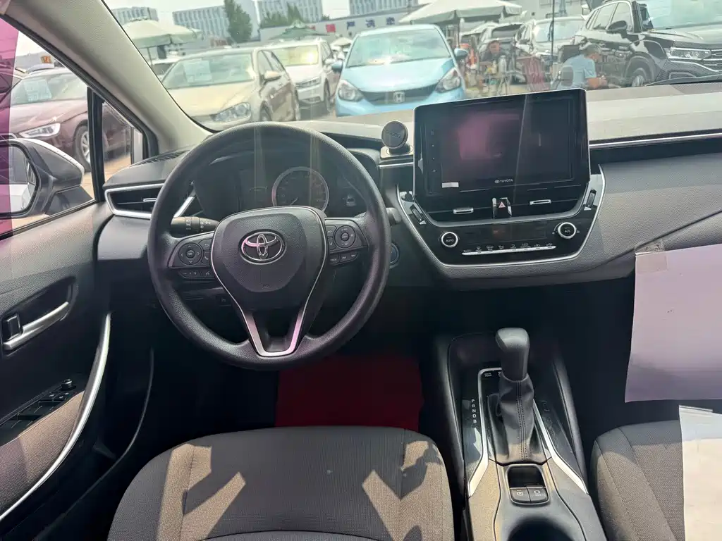 Toyota Corolla 2019 — фото 11