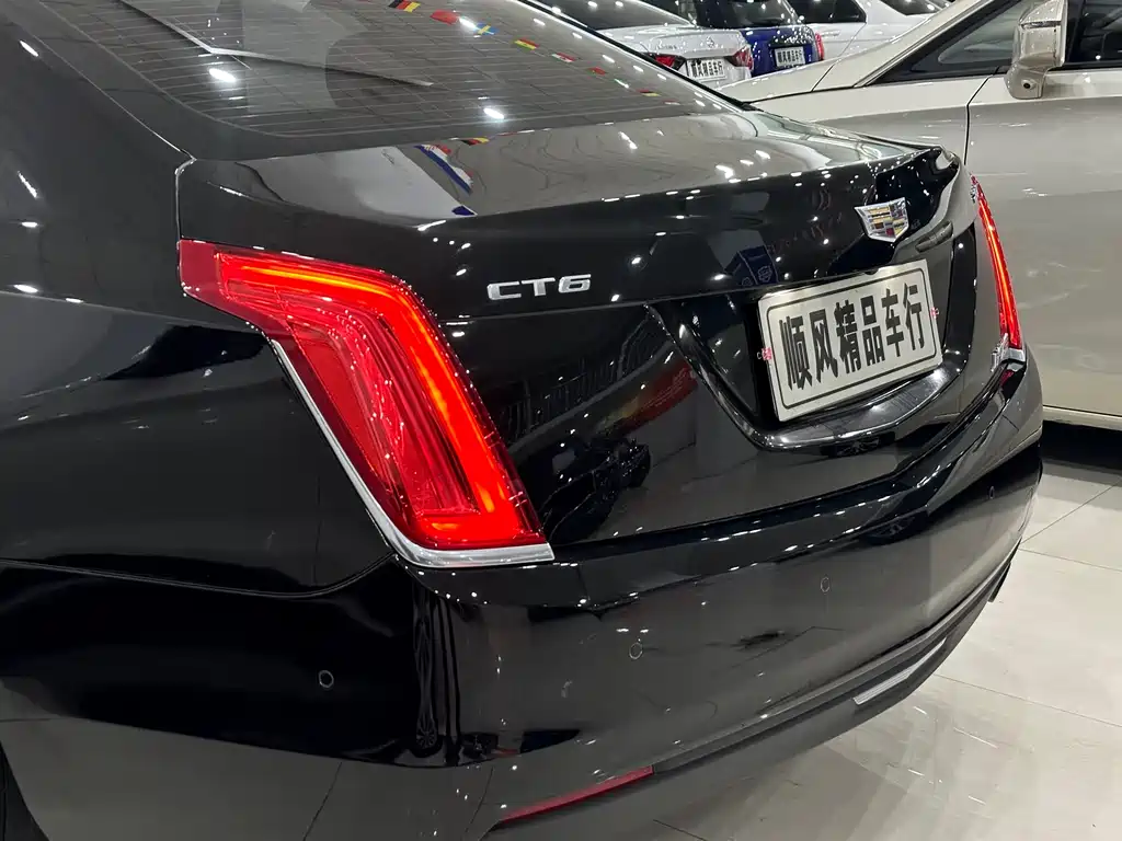 Cadillac CT6 2016 — фото 5