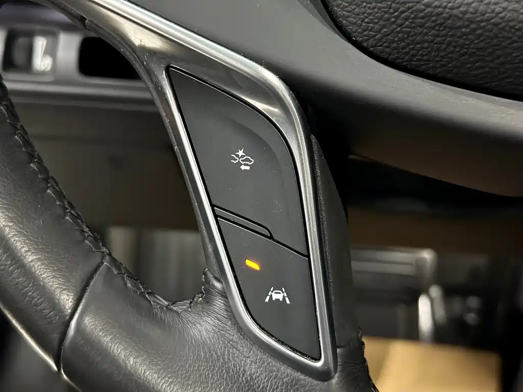 Cadillac CT6 2016 — фото 17