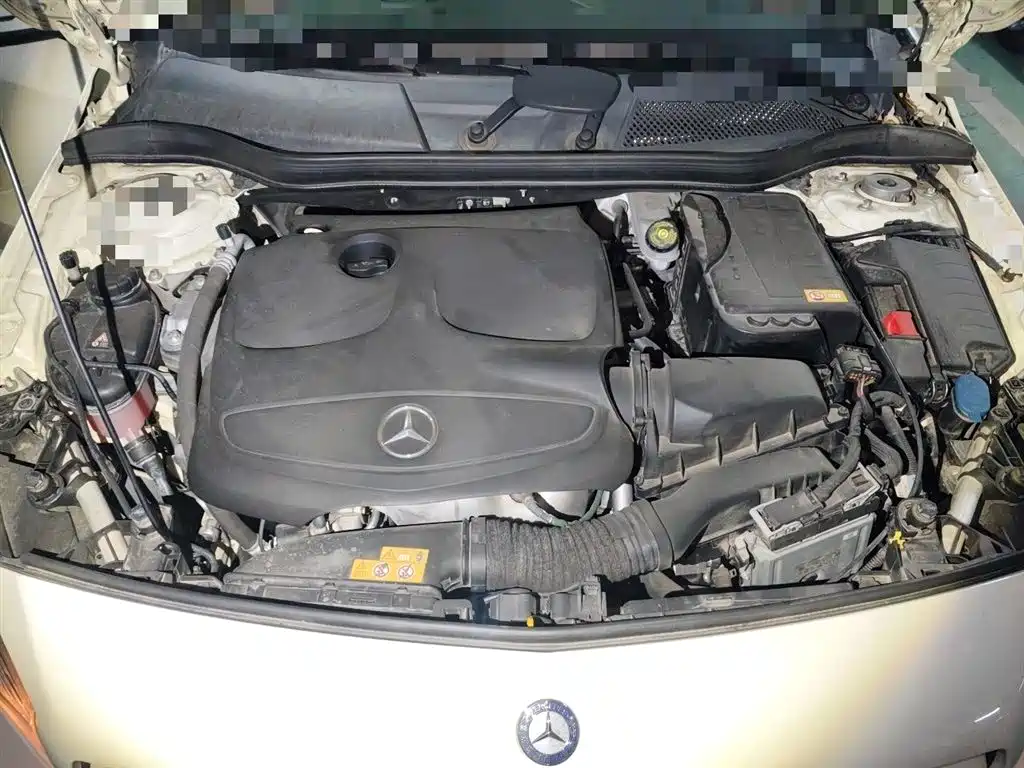 Mercedes-Benz A-Class 2016 — фото 11