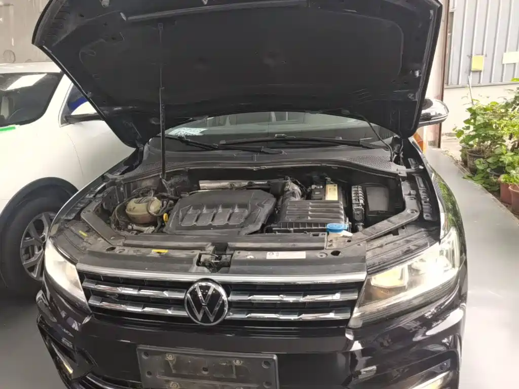 Volkswagen Tiguan L 2021 — фото 20