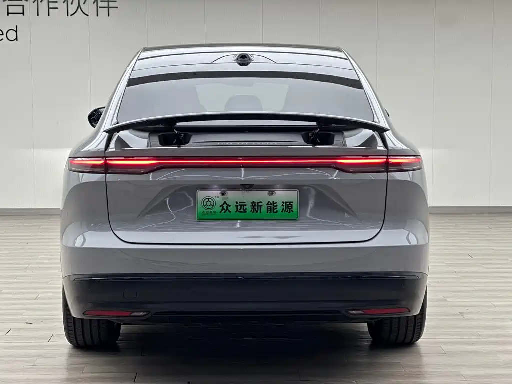 NIO EC7 2023