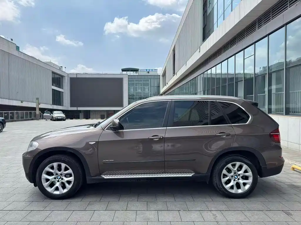 BMW X5 2012 — фото 5