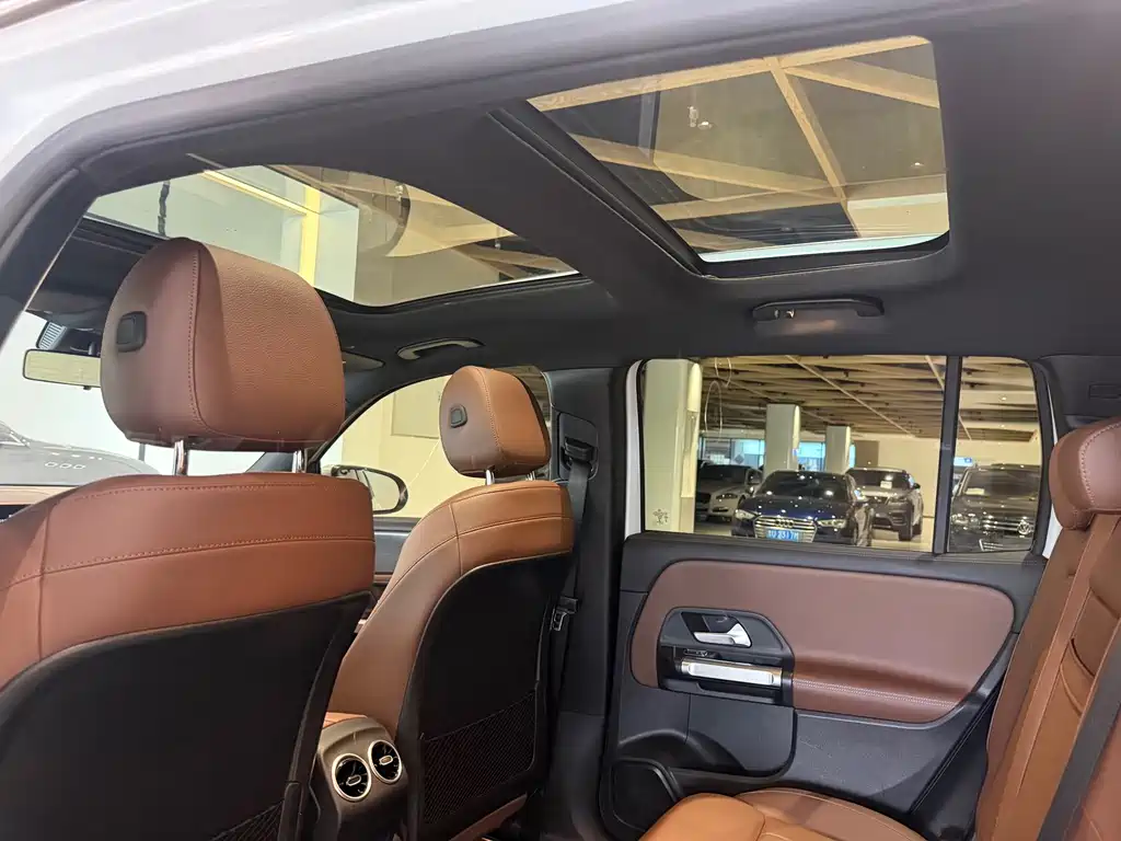 Mercedes-Benz GLB 2020 — фото 18