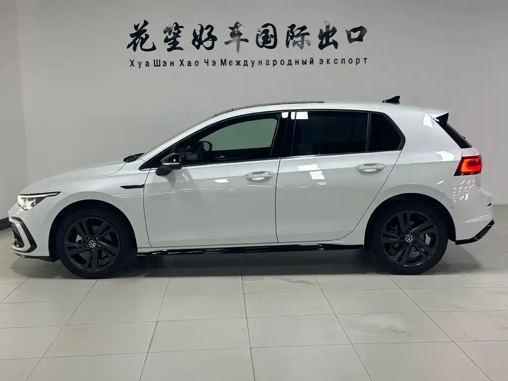 Volkswagen Golf 2021