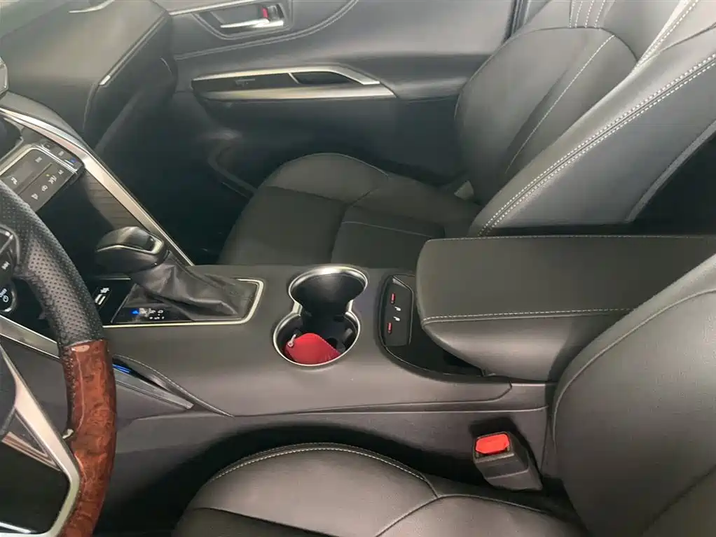 Toyota Harrier 2024 — фото 23