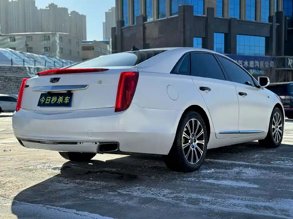 Cadillac XTS 2017 — фото 7