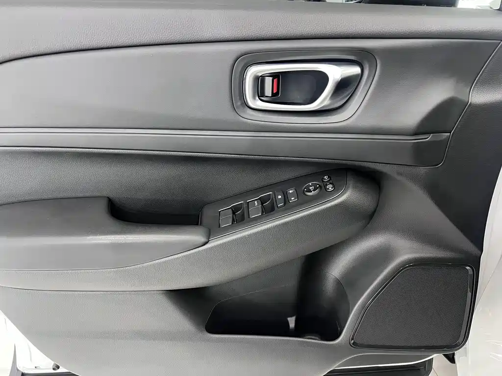 Honda Vezel 2023 — фото 8