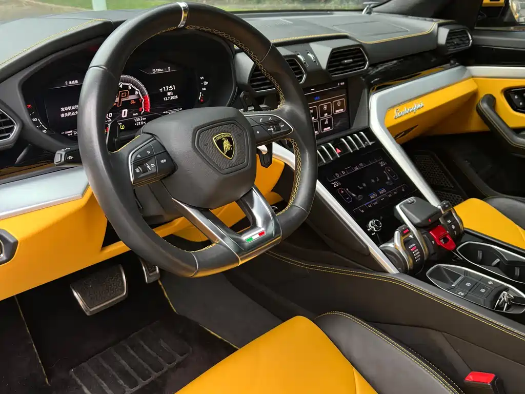 Lamborghini Urus 2019 — фото 9