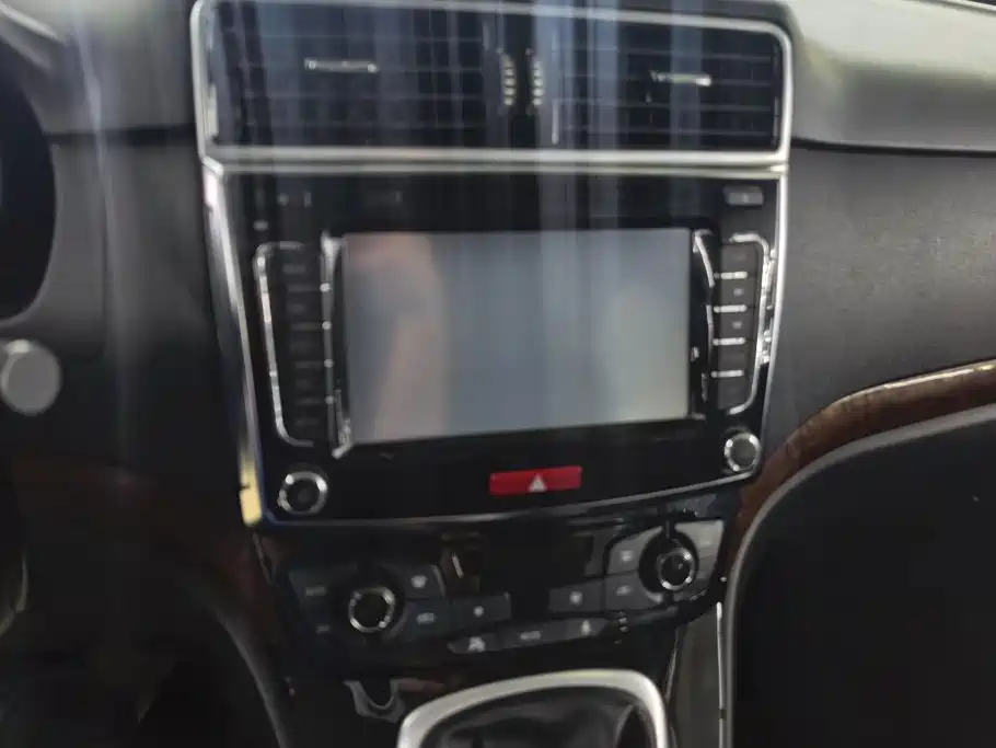 Haval H6 2014 — фото 13