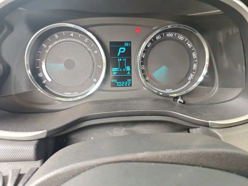 Chevrolet Lefeng RV 2016 — фото 13