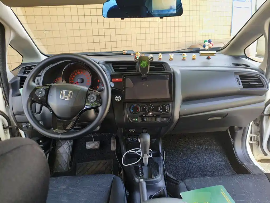 Honda Fit 2014 — фото 10