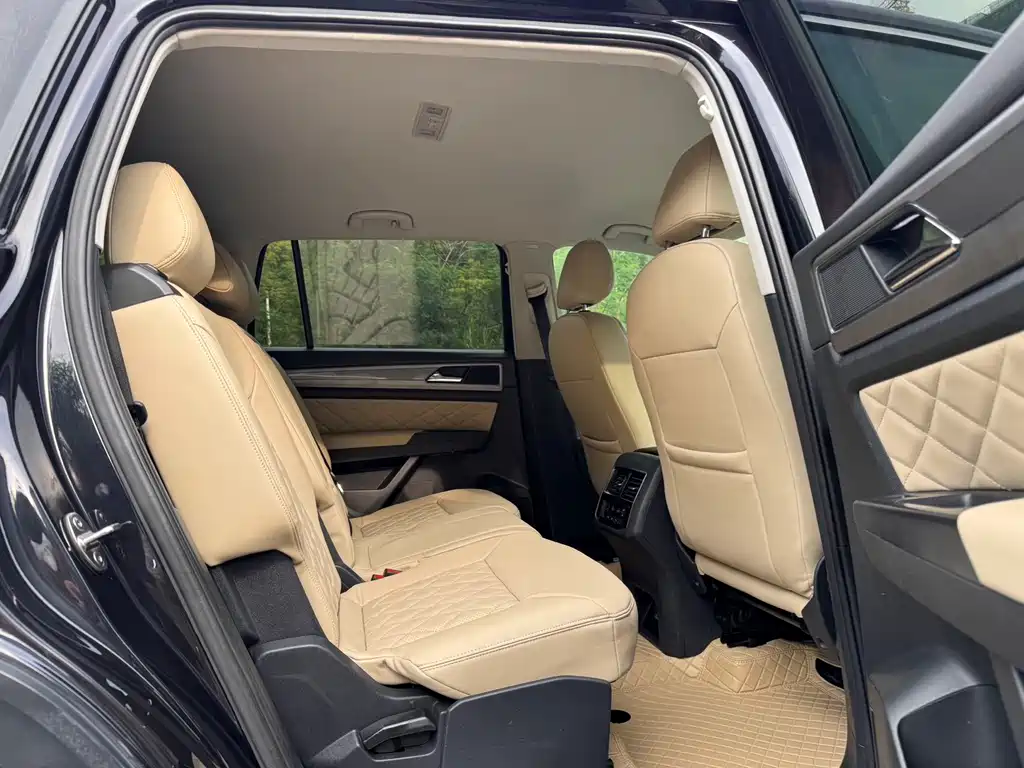 Volkswagen Teramont 2018 — фото 10