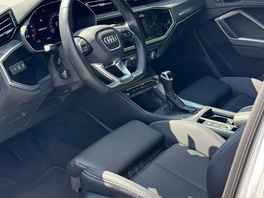 Audi Q3 2021