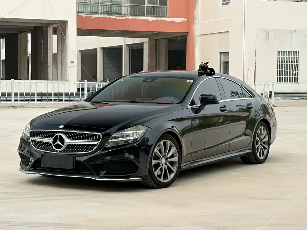 Mercedes-Benz CLS 2015 — фото 1