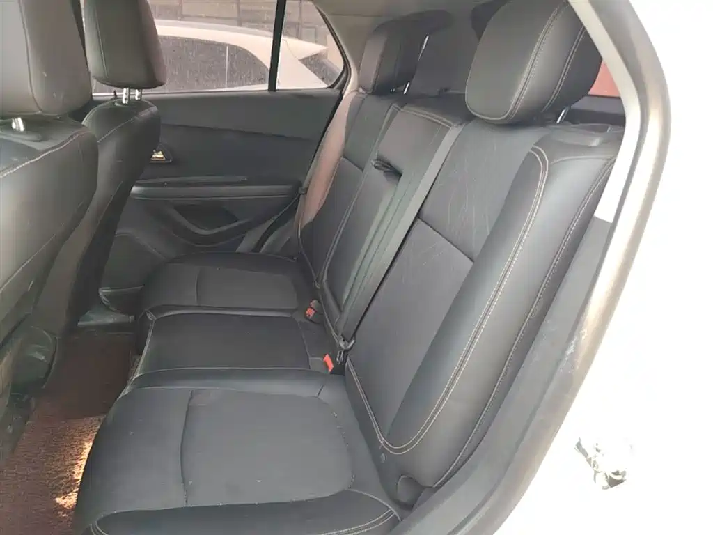 Chevrolet Trax 2017 — фото 13