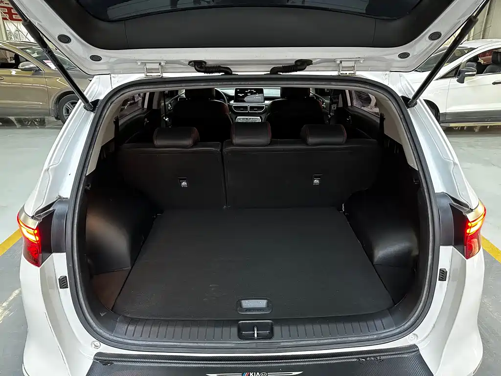 Kia KX5 2021 — фото 11