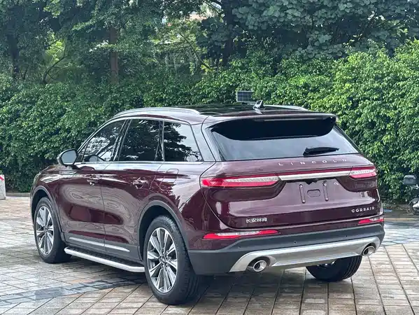 Lincoln Corsair 2021