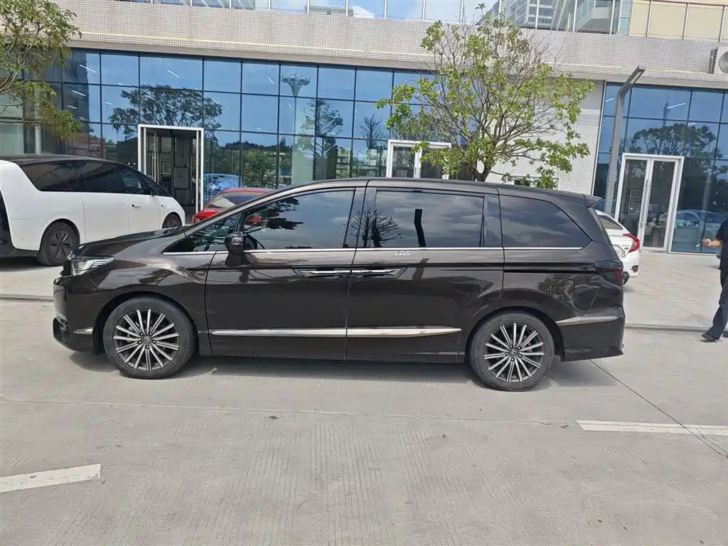 Honda Elysion 2022