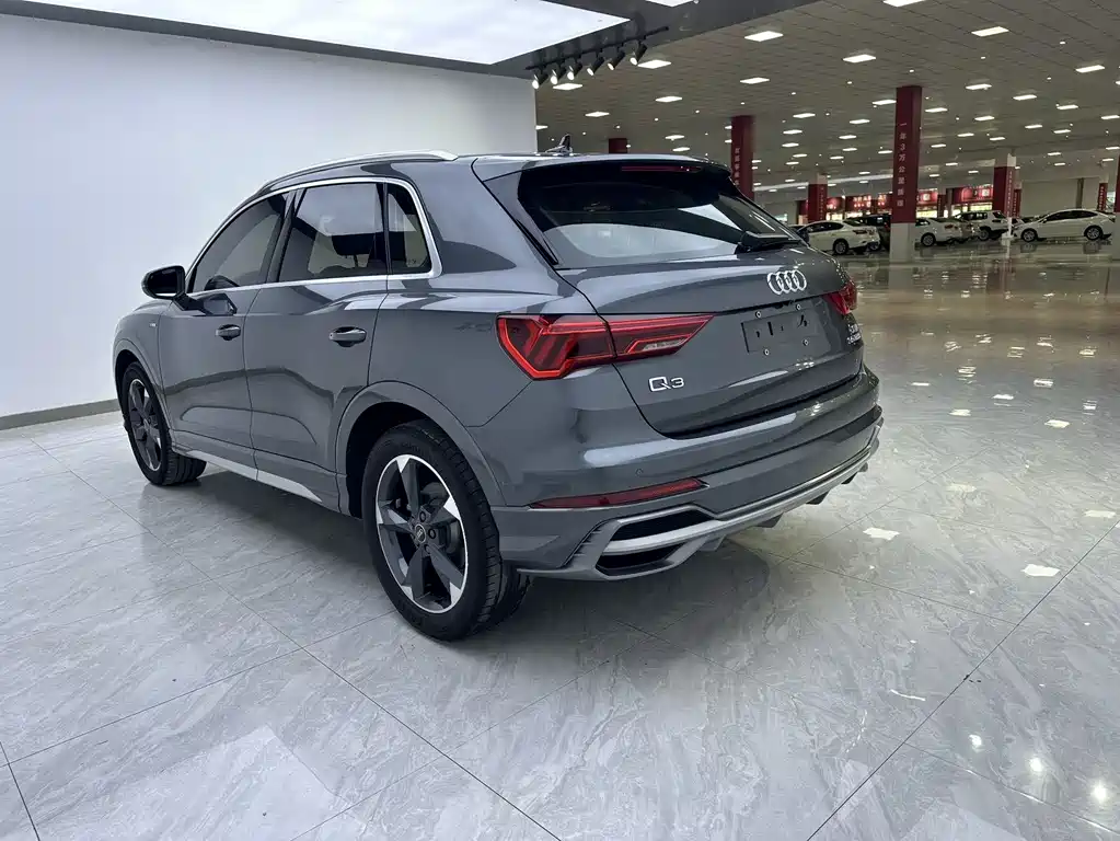 Audi Q3 2023