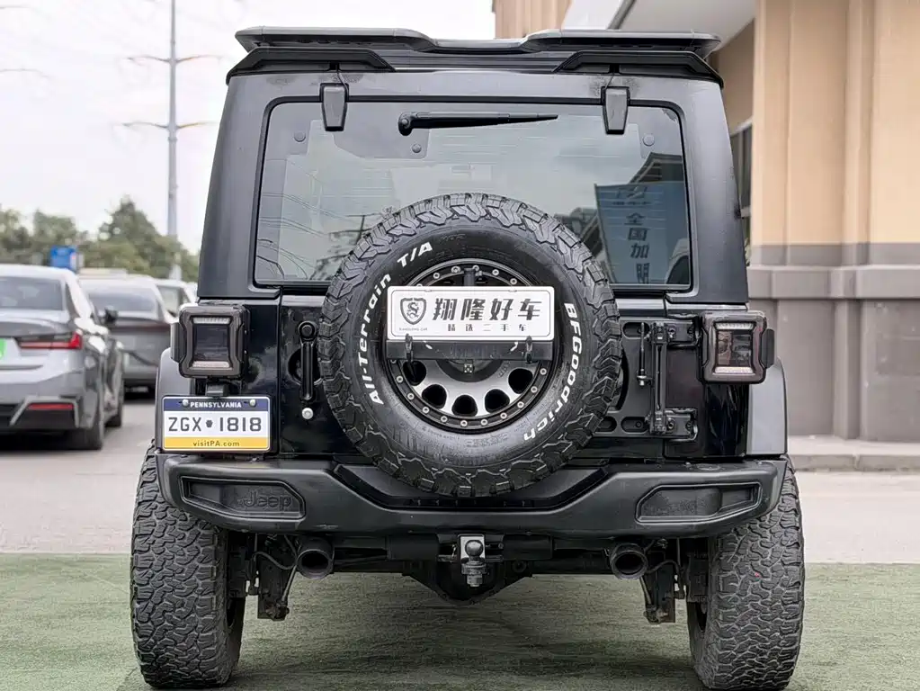Jeep Wrangler 2013 — фото 11