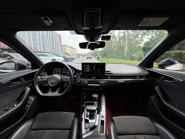 Audi A4L 2022