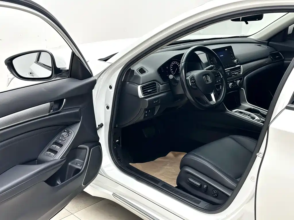 Honda Accord 2019 — фото 3