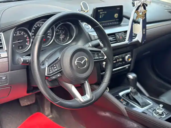 Mazda Atenza 2018
