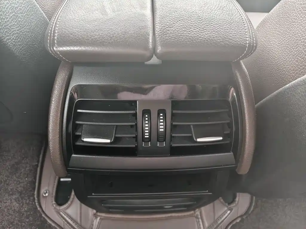 BMW X5 2015 — фото 18