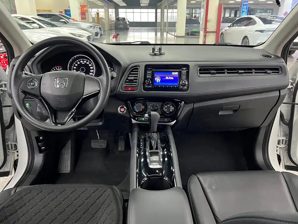 Honda Vezel 2017 — фото 6