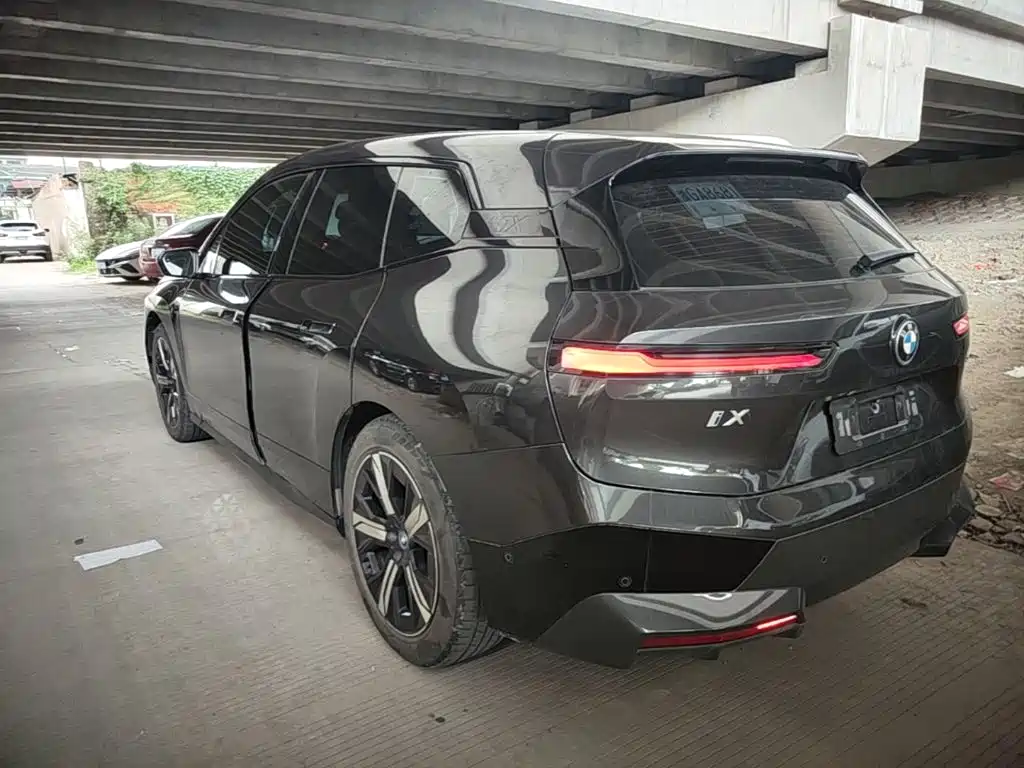 BMW iX 2023
