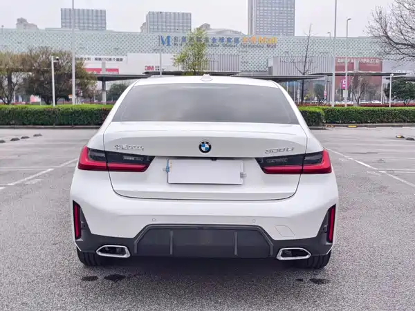 BMW 3 Series 2024