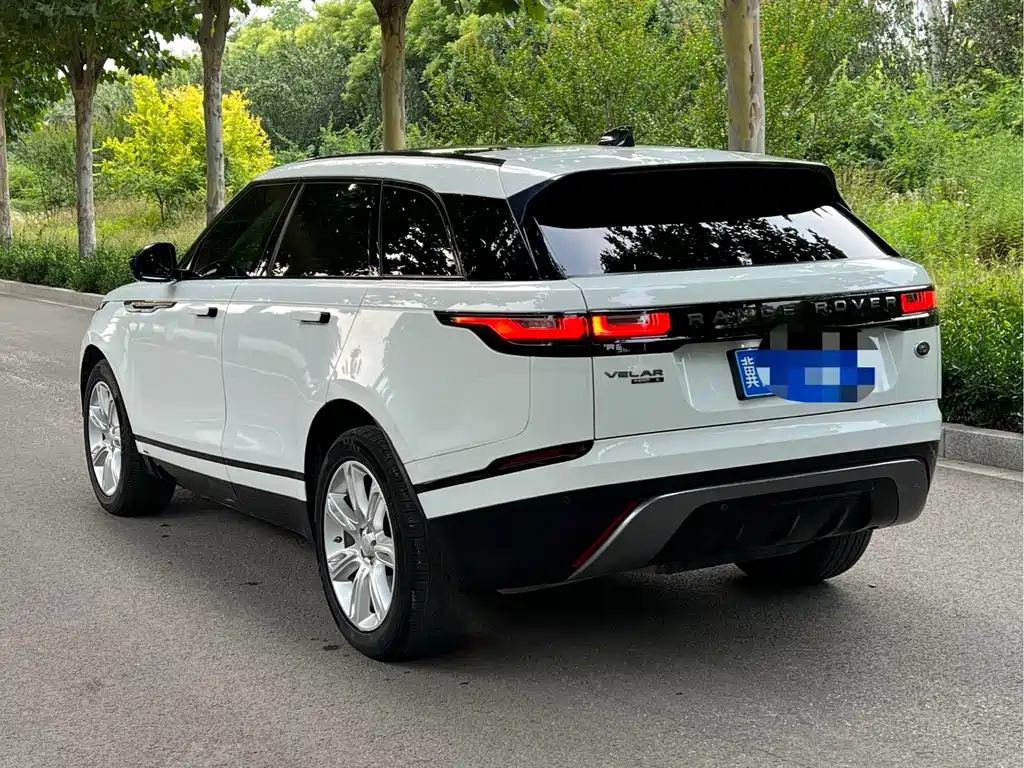 Land Rover Velar 2021 — фото 4