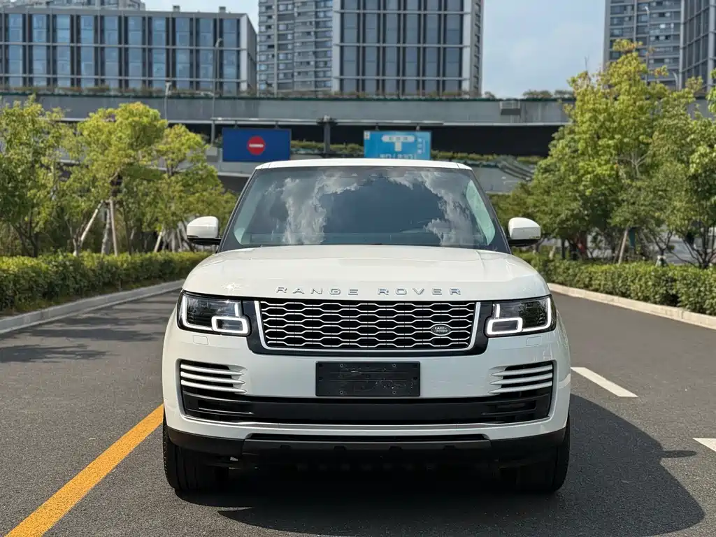 Land Rover Range Rover 2018 — фото 2