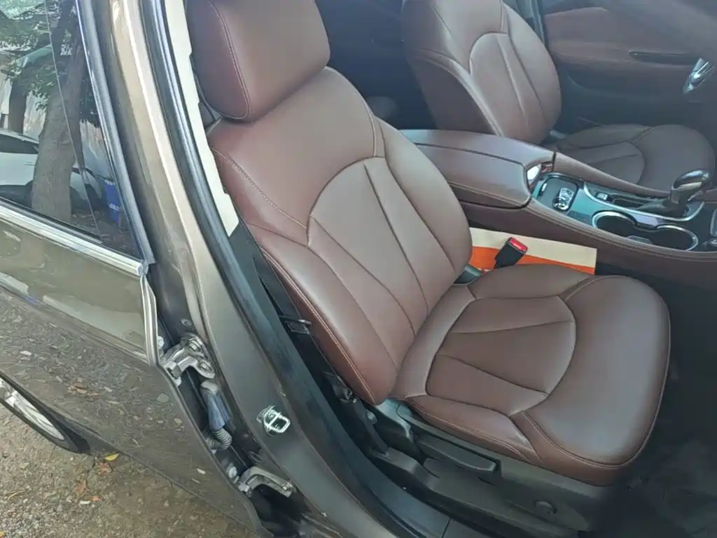 Buick Envision Plus 2019 — фото 25