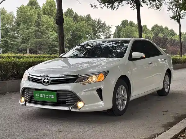 Toyota Camry 2015