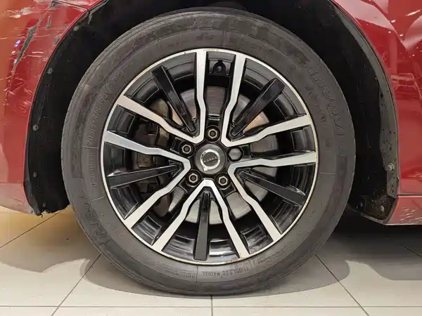 Volvo V40 2018